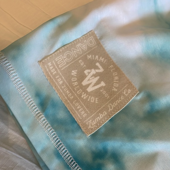 Zumba aqua and white tie dye shorts with neon yellow accents - Picture 4 of 6